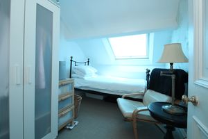 Photo 13- click for photo gallery